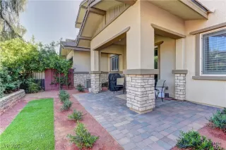 Photo #4: 2696232 Listing