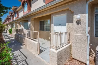 Primary Photo for MLS#: 2696284