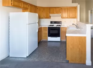 Photo #6: 2696307 Listing 