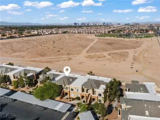 Photo #1: 2696329 Listing 