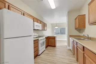 Photo #6: 2696333 Listing 
