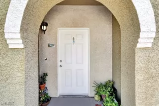 Photo #2: 2696340 Listing 