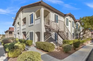 Photo #1: 2696342 Listing 