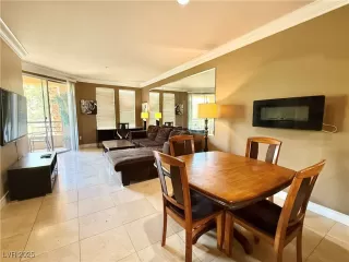 Photo #2: 2696344 Listing 