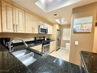 Photo #4: 2696344 Listing 