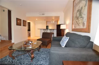 Photo #2: 2696392 Listing 