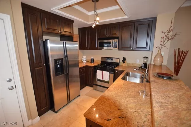 MLS: 2696407 Condo For Sale
