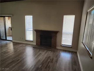 Photo #3: 2696408 Listing 