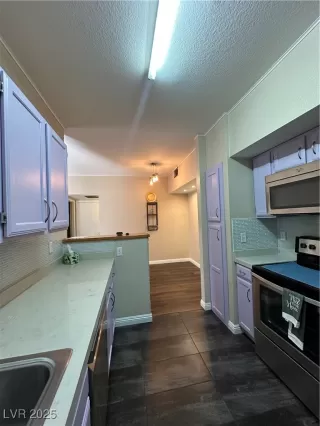 Photo #5: 2696449 Listing 