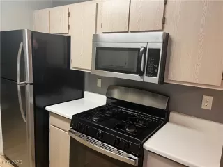 Photo #5: 2696471 Listing 