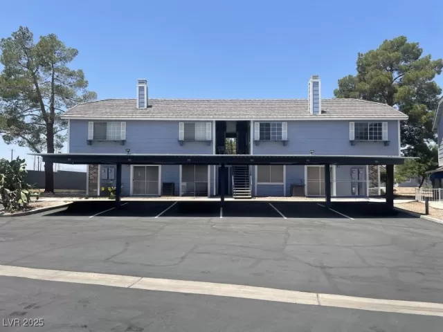 MLS: 2696497 Condo For Sale