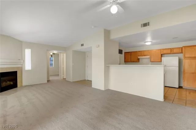 MLS: 2696532 Condo For Sale