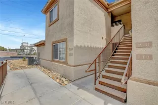 Photo #4: 2696532 Listing 