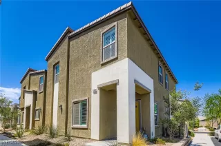 Photo #1: 2696537 Listing 