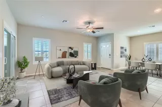 Photo #2: 2696537 Listing 