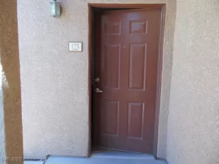 Photo #2: 2696548 Listing 