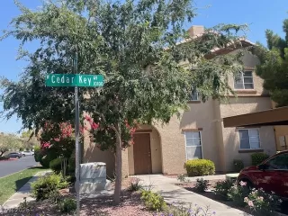 Photo #2: 2696564 Listing 