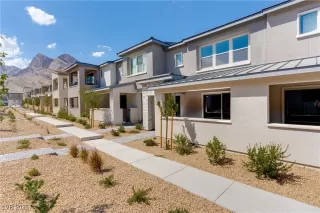 Photo #2: 2696581 Listing 