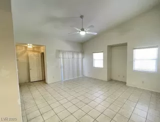 Photo #3: 2696605 Listing 