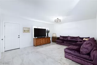 Photo #5: 2696610 Listing