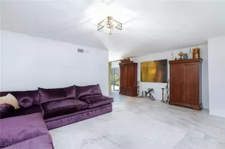 Photo #6: 2696610 Listing