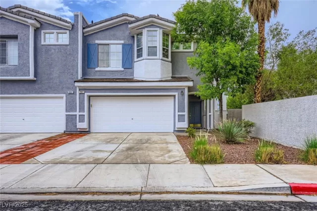 MLS: 2696645 Condo For Sale