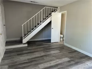 Photo #1: 2696648 Listing 