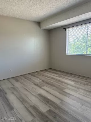 Photo #6: 2696648 Listing 