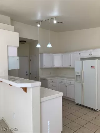 Photo #4: 2696710 Listing 