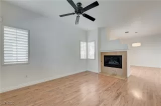 Photo #3: 2696725 Listing