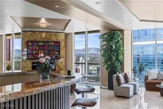 Photo #5: 2696728 Listing