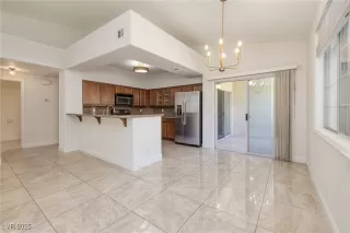 Photo #5: 2696744 Listing