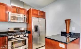 Photo #4: 2696748 Listing