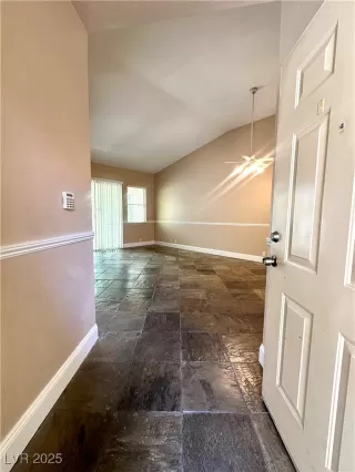 Photo #1: 2696764 Listing 