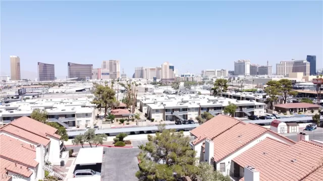 MLS: 2696787 Condo For Sale