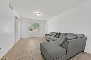 Photo #4: 2696801 Listing 