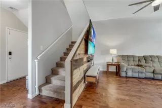 Photo #5: 2696823 Listing 