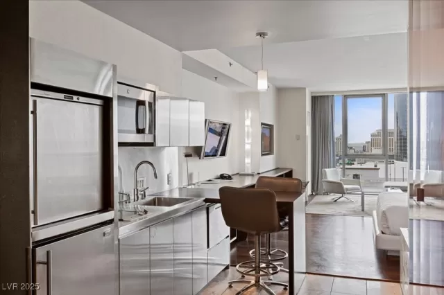 MLS: 2696845 Condo For Sale