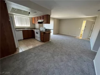 Photo #2: 2696849 Listing 