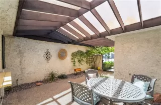 Photo #5: 2696867 Listing