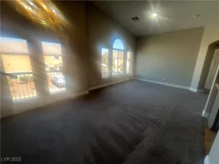 Photo #2: 2696875 Listing 