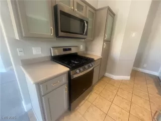 Photo #5: 2696875 Listing 