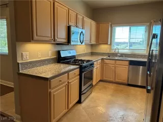 Photo #3: 2696884 Listing