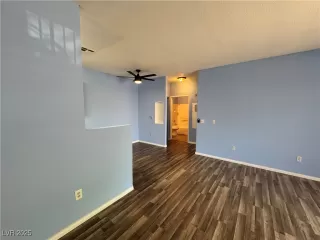 Photo #4: 2696901 Listing