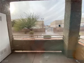 Photo #5: 2696901 Listing