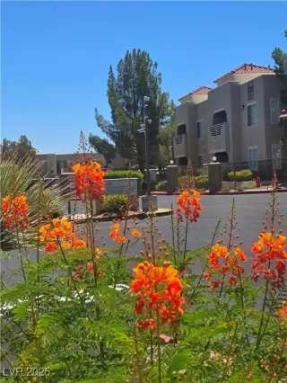 Photo #1: 2696929 Listing