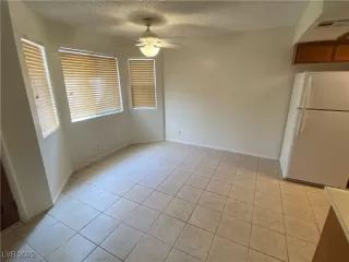 Photo #3: 2696977 Listing 