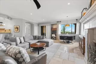 Photo #5: 2696988 Listing 