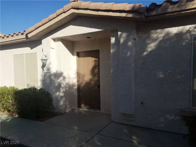 MLS: 2696997 Condo For Sale