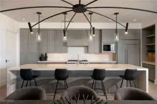 Photo #5: 2697004 Listing 